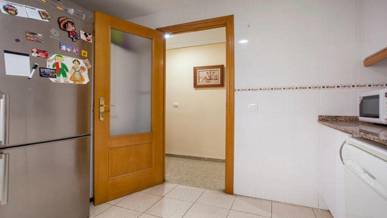 Casa Serra - - Alquila 3 Con Garaje *
