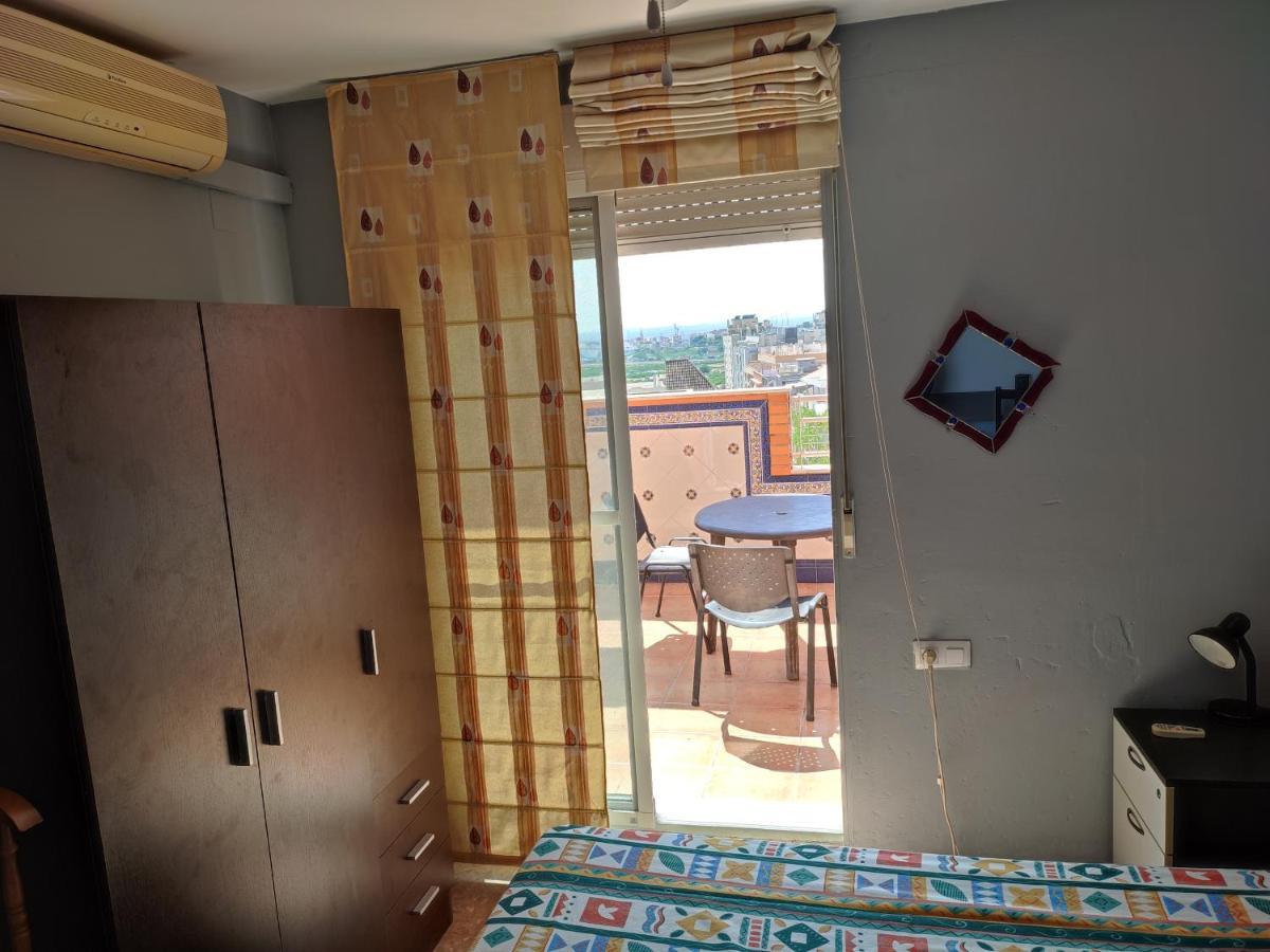 Accommodatie bij particulieren Casa Serra - - Alquila 3 Con Garaje